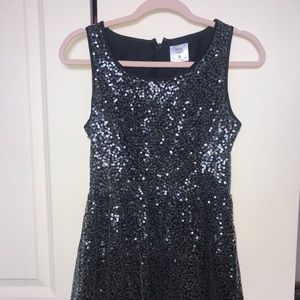 sparkly dress 🔸buy 1 get 1 50%🔶